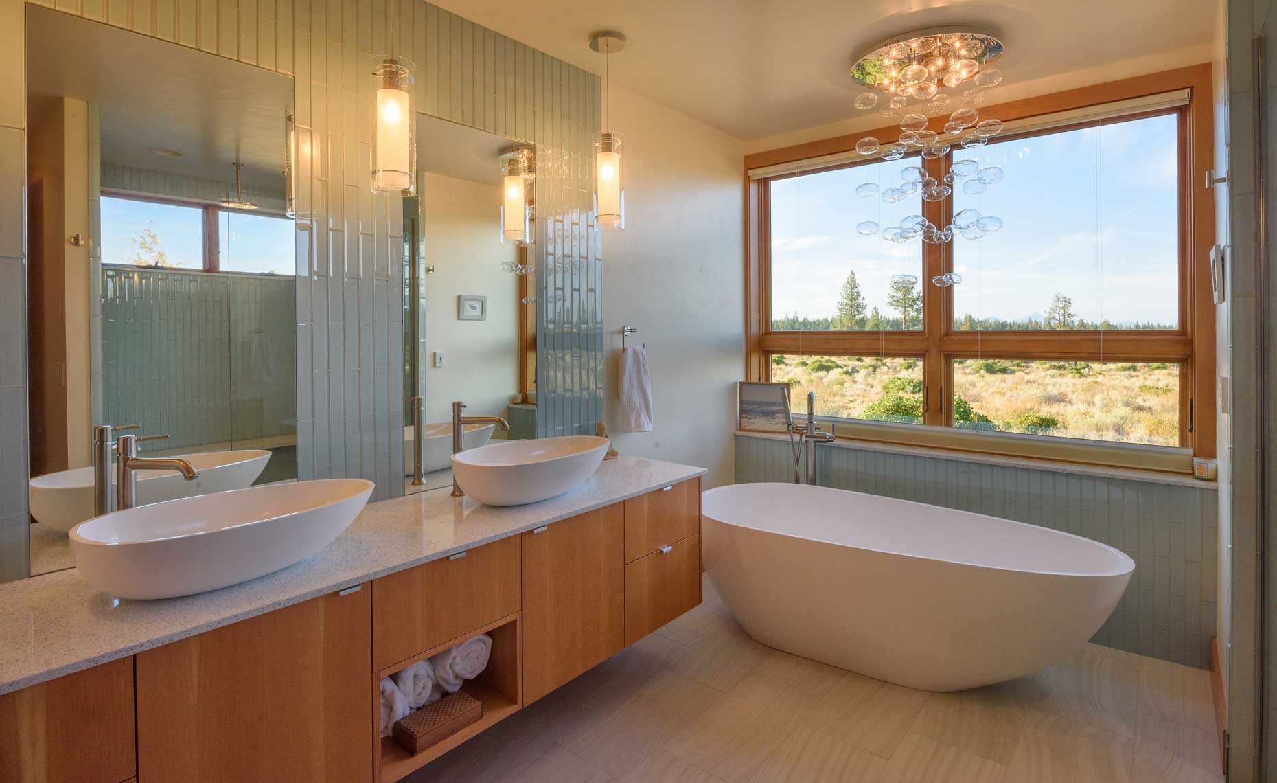 Modern Bathroom oval tub